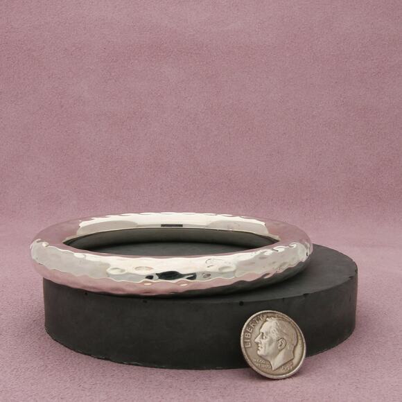silpada sterling silver wide hammered bangle bracelet size 8in - Picture 2 of 3